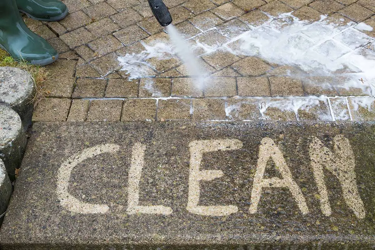 Pressure washing service in Austin TX